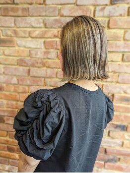 一人ひとりの骨格や髪のクセに合わせたカットで、垢抜けた印象に◎あなたの魅力を最大限に引き出します！