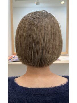 モクヘアー(moc hair) 縮毛矯正&ハイトーングレイカラー