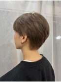 フェザーショートスタイル