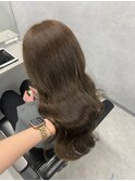 明るめくすみベージュ