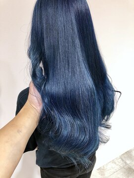 アマンドール(Aman D'or) 秋の韓国人風＊コバルトブルー