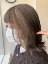 エンレイ(enRei)&nbsp;20代30代ナチュラル透明感インナーカラー大人可愛い外ハネボブ