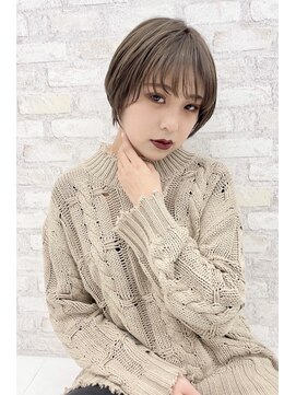 オーロ 西宮店(ORO) ハイトーンショートボブ20代30代