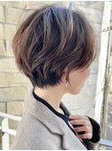 シルキーベージュ斜めバングデザインカラー