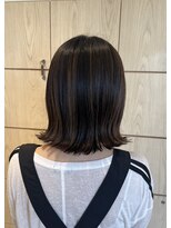 アドラーブル 万代店 (adorable)&nbsp;20代30代40代ハイライトブリーチなし大人ボブ前下がり立体感