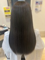 ヴィヴァーチェイルソーレ(VIVACE ilsole)&nbsp;20代30代40代髪質改善トリートメントアッシュブラック透け感