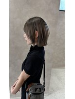 サロンドディバース(Salon de DIVERSE)&nbsp;伸ばしかけくびれボブ×シャドウルーツ