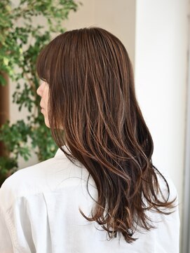 オルガ(orga) ナチュラルハイライトのレイヤースタイル