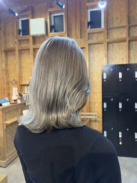 アフターニュース 新潟(afternews) くびれボブ/ミルクティーベージュ/ダブルカラー/髪質改善