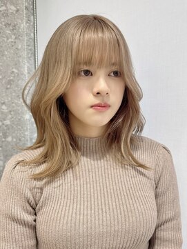 サンク 原宿 表参道(cinq) 韓国ヘア顔周りレイヤーカットミディアムレイヤーハイトーンボブ