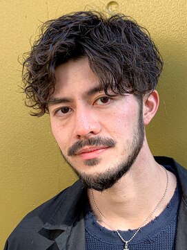 レクタ(RECTA) ツーブロックマッシュ　センターパート　グランジパーマ