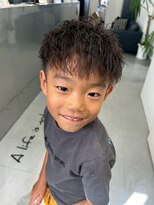 メンズサロン キング 枚方店(Men’s salon K!ng)&nbsp;波巻きツイストスパイラルパーマ/フェザーパーマ/眉毛/メンズ