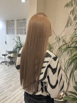 ～ブリーチなしダブルカラーで透明感ミルクティー～八戸