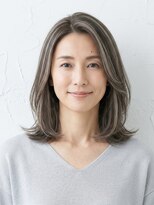 と和 巣鴨&nbsp;【40代上品】白髪ぼかしハイライト＆かき上げ外ハネロブ