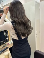 アトレ 福岡大名店(attrait)&nbsp;透明感のあるブラウンロング × 丁寧なケアで叶う艶髪