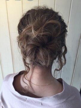 シュリット(schritt) ふわくしゅおだんごヘアー