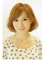 カールがフンワリ重なる愛されボブ