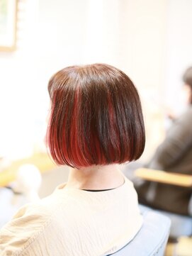 リビーチ ヘア リゾート 赤羽(Rebeach HAIR RESORT) アクセントカラーレッド×ショートボブ【赤羽リビーチ】