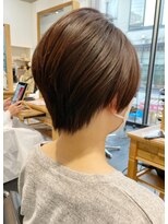 エムプラス 二子玉川(Mplus)&nbsp;大人可愛い20代、30代、40代カジュアル美人ショート　夏目サトル