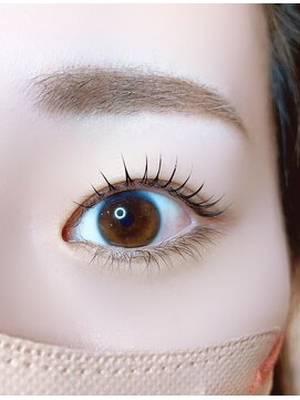 アブジーイースト(abbzi East) まつ毛パーマ