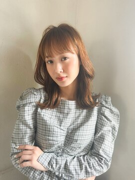 ロンドプランタン 恵比寿(Lond Printemps) くびれセミロングヘアのグレーベージュ 前髪ありのかわいいヘア