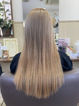 コアフィールフィス(COIFFURE fils) 新規お得クーポンあり【見附 今町】M3Dハイトーンカラー