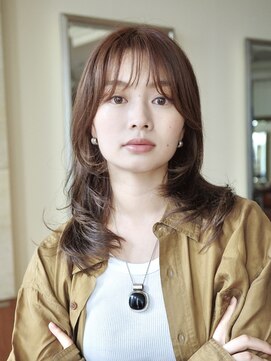 ビュートリアム265(BEAUTRIUM 265) ◆レイヤーカット/レイヤーロング/銀座/ヘルシーヘア/ベージュ