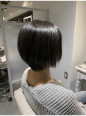 ショートボブ