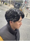 ブルーブラックフェザーパーマ刈り上げセンターパートy