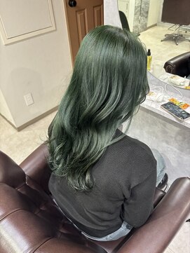 グラッジ 池袋(GLADGE) グリーンカラー