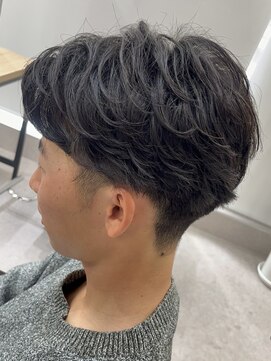 ユウル 横浜(juhl.) 刈り上げショートツーブロックメンズカットニュアンスパーマ横浜