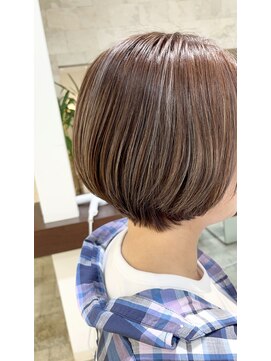 プレフェレプレフェ(prefere prefe) 伸ばしかけショートボブハイライト