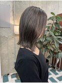 栄艶髪アッシュフェミニンレイヤーヘア