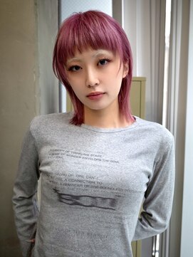 ギークス(GEEKS) 【GEEKS渋谷】顔周りレイヤーカット/オン眉/カシスピンク/ウルフ