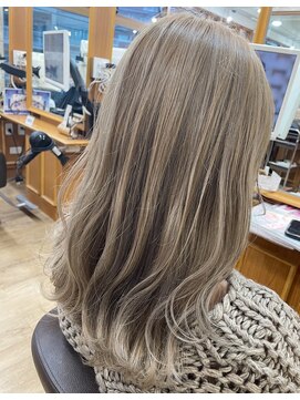 チル(Chill) ミルクティーベージュ