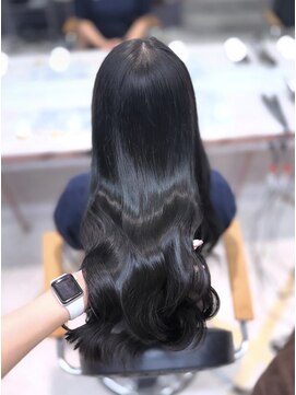 ルル(Lulu) 前髪カット/レイヤーカット/ダブルカラー/髪質改善/縮毛矯正