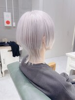 デイズ(days) ホワイトシルバー韓国マッシュウルフ