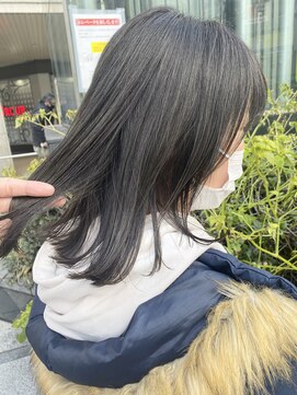 トレヴァーデルチザン(TREVOR DE'RTISAN) マットグレージュ