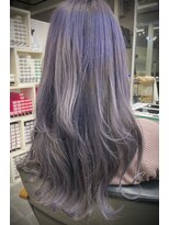 キャラ シャローネ 池袋(Chara Chalone)&nbsp;ホワイトベージュに抜けるブルーラベンダーアッシュグレー/池袋