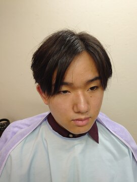 ヘアーカットデザインサロン スマッシュ 田町店(Hair cut design salon Smash) 小顔補正立体カット 6:4分目 ロック ツーブロ カルマ  フェード