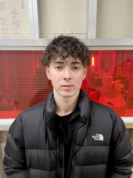 メリケンバーバーショップ トーキョー(MERICAN BARBERSHOP TYO) BURG 【マッシュパーマ/ツイストスパイラル】