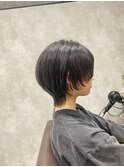 【RYOHEI】ショートウルフ_耳掛けショート＿黒髪ショート