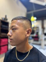 バーバー アカダマ&nbsp;バズフェード