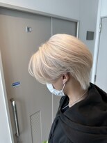 モニカ 原宿店(MONIQA) ホワイト