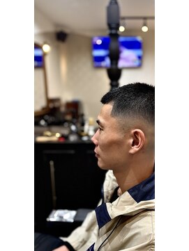 グローマン(GLOWMAN) 坊主フェード