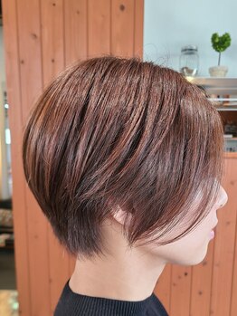 技術・実力派サロンが提供するこだわりスタイル! オリジナルカットで、洗練された大人のstyleをご提案!!