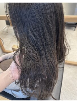  リュクスバトーバイトリコ 船橋南口店(Luxe BATEAU by tricot) sheer beige