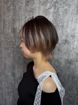 カプセル(capsule) ショートウルフ × インナーカラー ベージュ♪