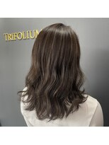 トリフォリウム 小牧店(TRIFOLIUM)&nbsp;「アッシュブラウン×極細ハイライト立体カラー」