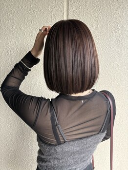 ボンドヘアー(Bond Hair)の写真/長さ変えずに垢抜ける！顔周りレイヤーで叶える大人可愛いイメチェン♪